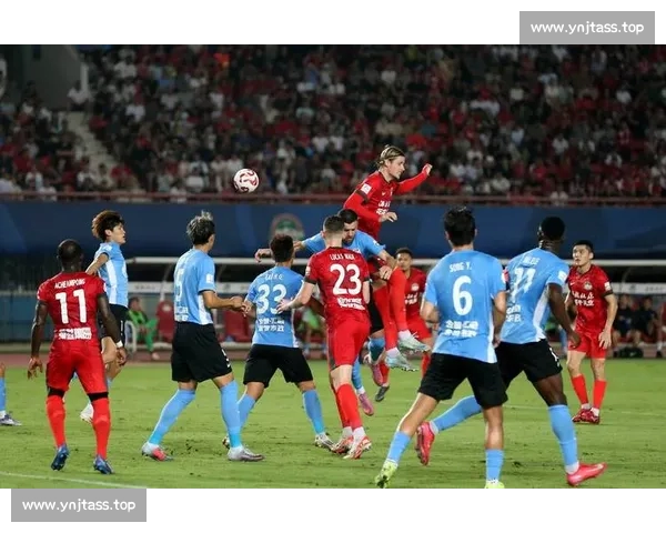 聚焦中超赛场战术博弈与球队状态起伏的深度解析与前瞻观察 聚焦中超赛场战术博弈与球队状态起伏的深度解析与前瞻观察